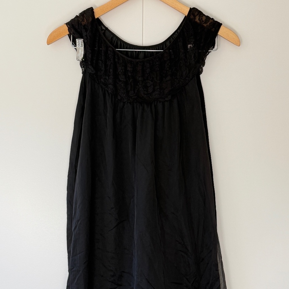 Black Ruffled Nighty